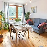 Z 2 Sypialniami I Ogrodem - Dream Apartment *