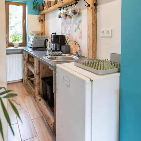 Apartament Latynoskii Nad Wisla Z Ogrodem * ウストロン