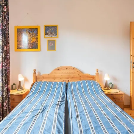 アパート Apartament Latynoskii Nad Wisla Z Ogrodem ウストロン