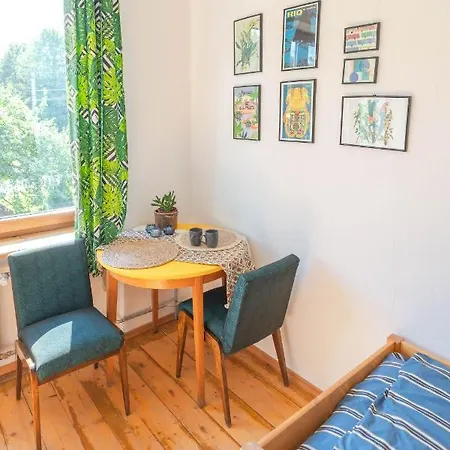 アパート Apartament Latynoskii Nad Wisla Z Ogrodem *